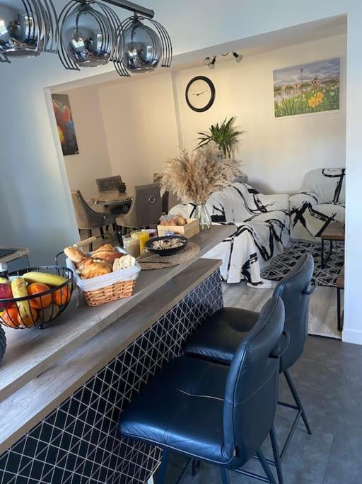 Spa Jardin Prive T3 Independant Dans Villa Morieres-les-Avignon Dış mekan fotoğraf